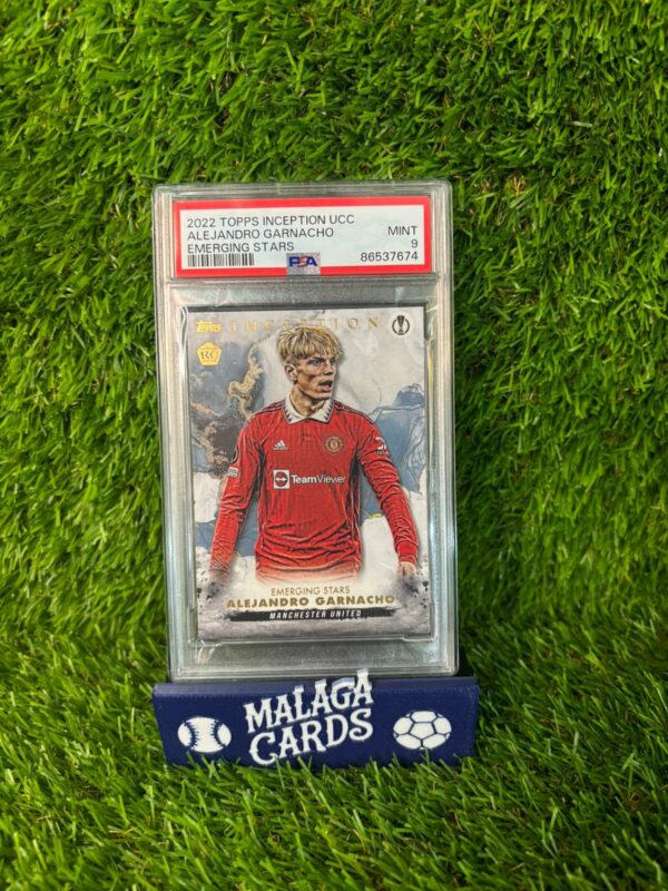 Alejandro Garnacho - Topps Inception UCC 2022 - Emerging Stars gradeada MINT 9