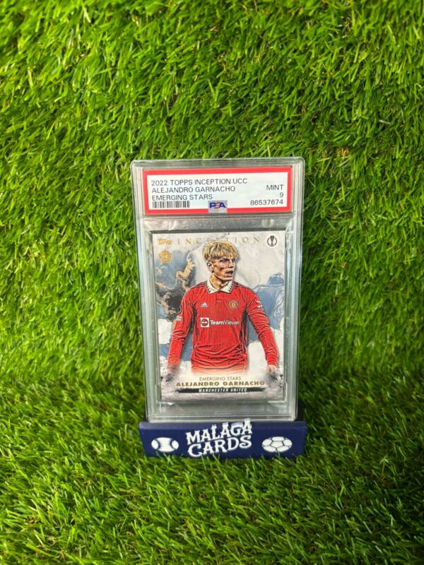 Alejandro Garnacho - Topps Inception UCC 2022 - Emerging Stars gradeada MINT 9 - Imagen 3
