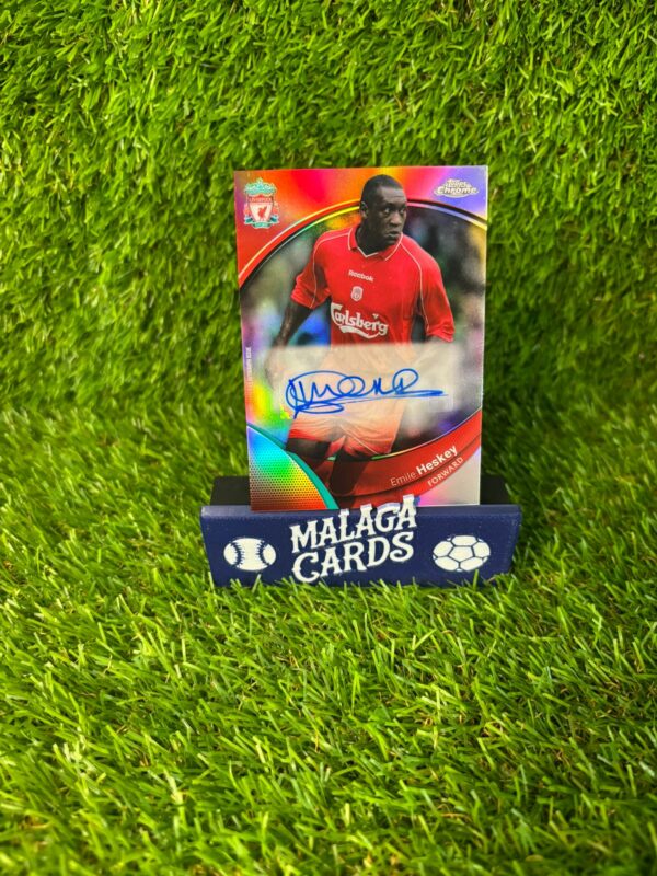Cromo autografiado Emile Heskey Liverpool Topps Chrome 2023-2024