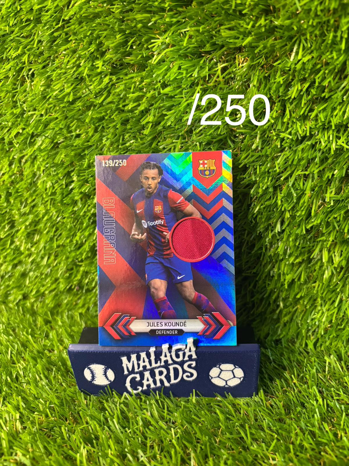 Jules Koundé - Topps Team Set FC Barcelona 2023-24 - Patch /250