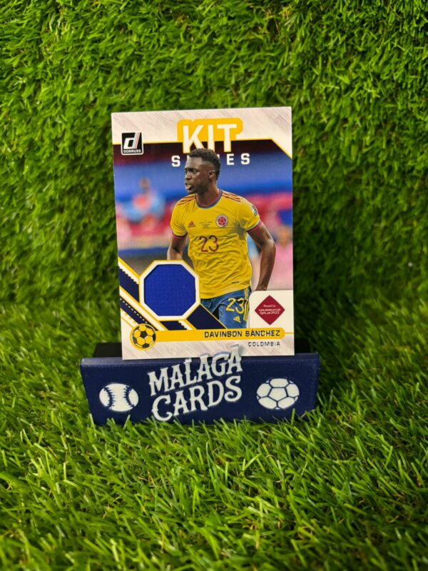 Patch Dávinson Sánchez Colombia Panini Donruss Kit Series 2021-2022