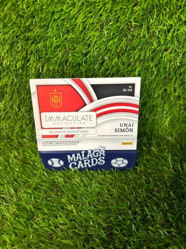 Unai Simón - Panini Immaculate 2022-2023 - Autógrafo /96 - Imagen 4