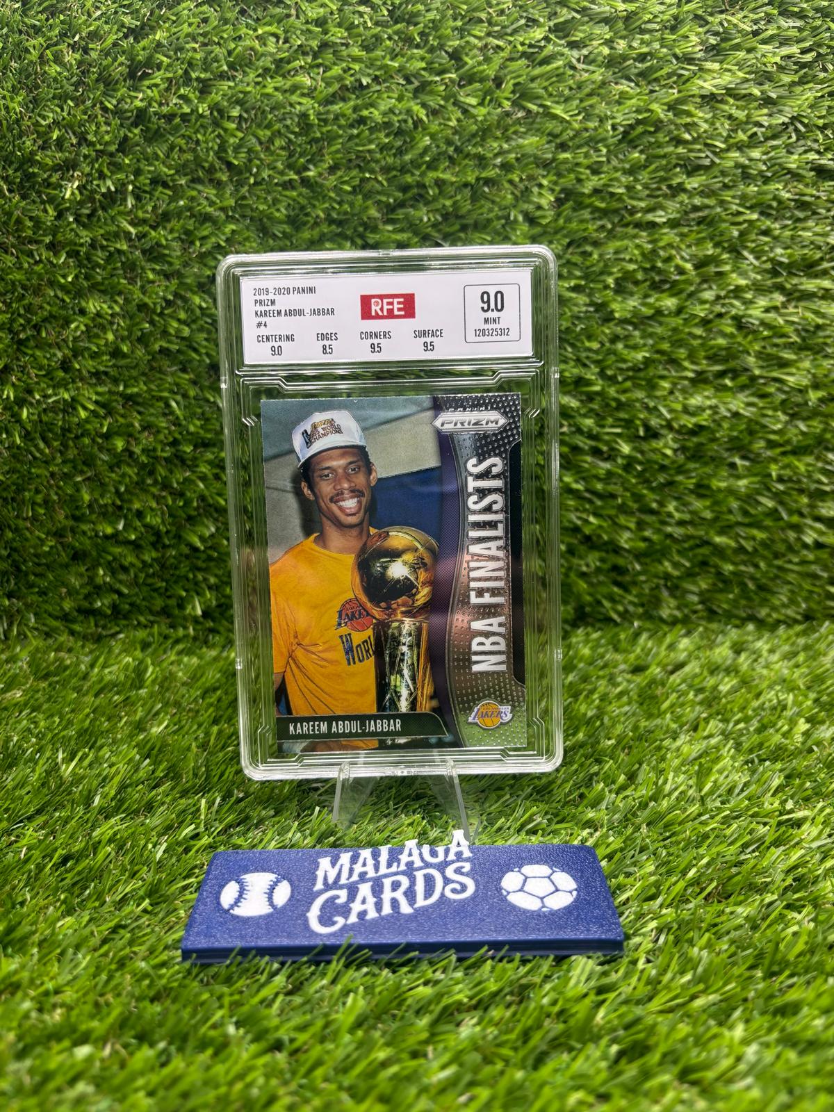 Kareem Abdul-Jabbar – Panini Prizm 2019-20 – NBA Finalists – Gradeada RFE 9.0 - Imagen 3