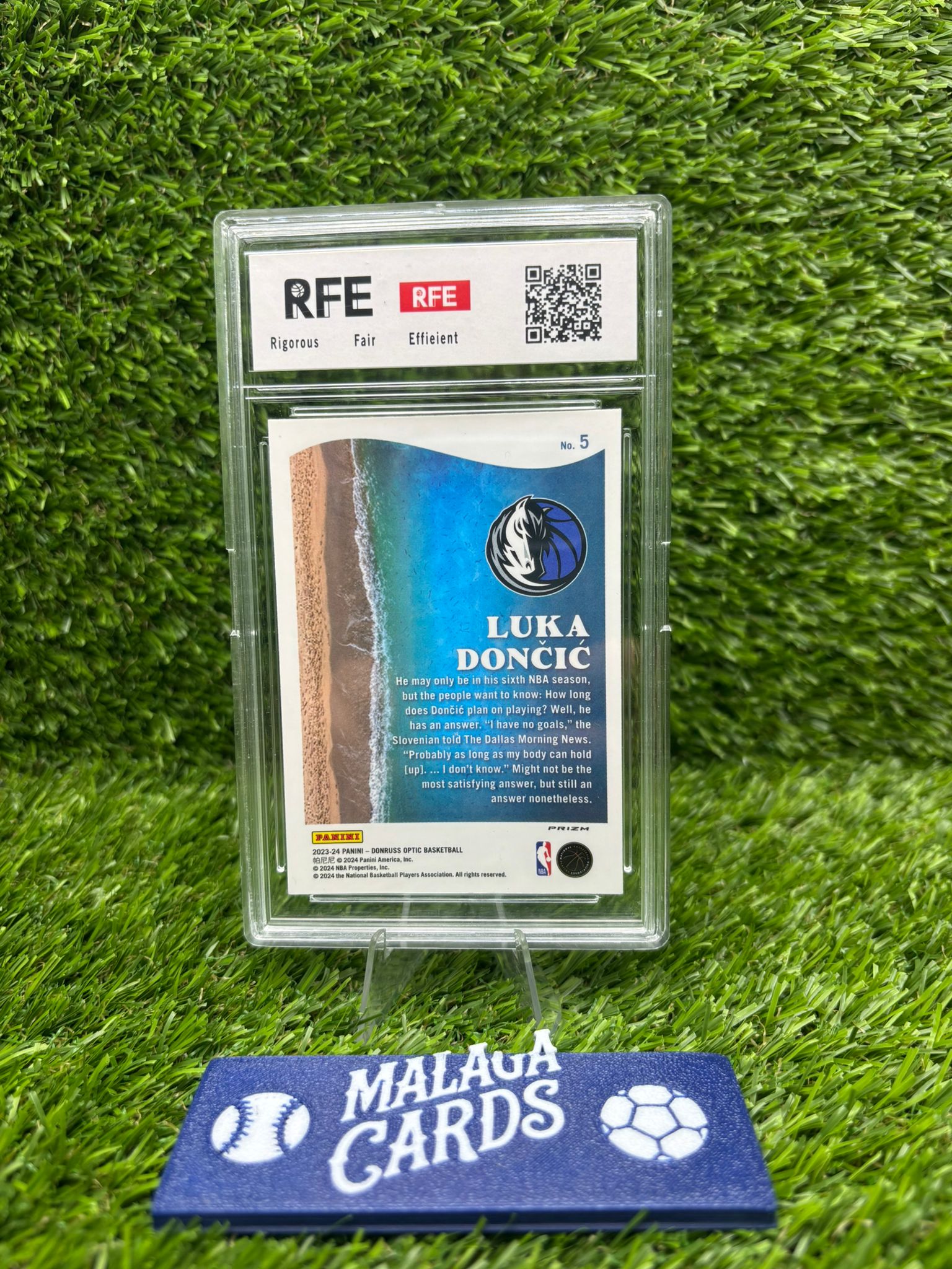 Luka Dončić - Panini Hoops Optic 2024-25 - Splash! (Gradeado 9.0 RFE) - Imagen 2