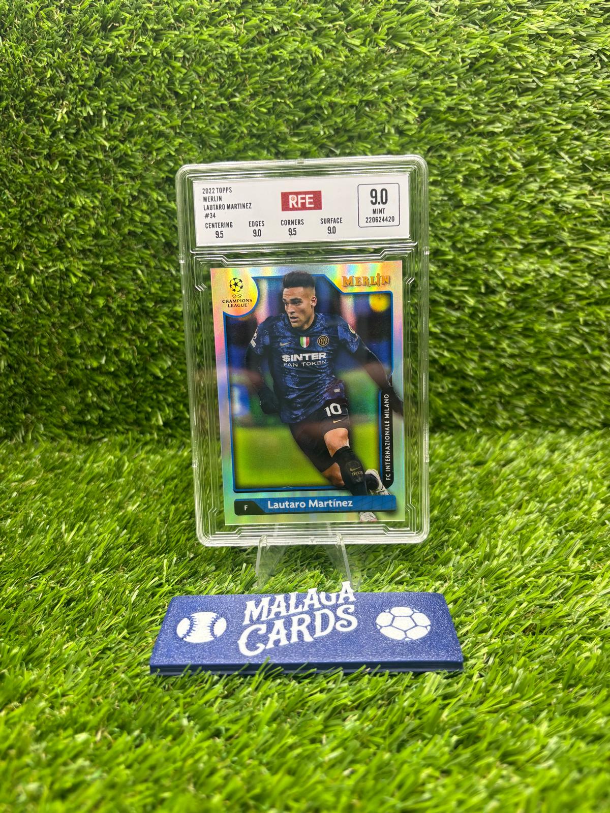 Lautaro Martínez – Topps Merlin 2022 – Gradeada RFE 9.0 - Imagen 3