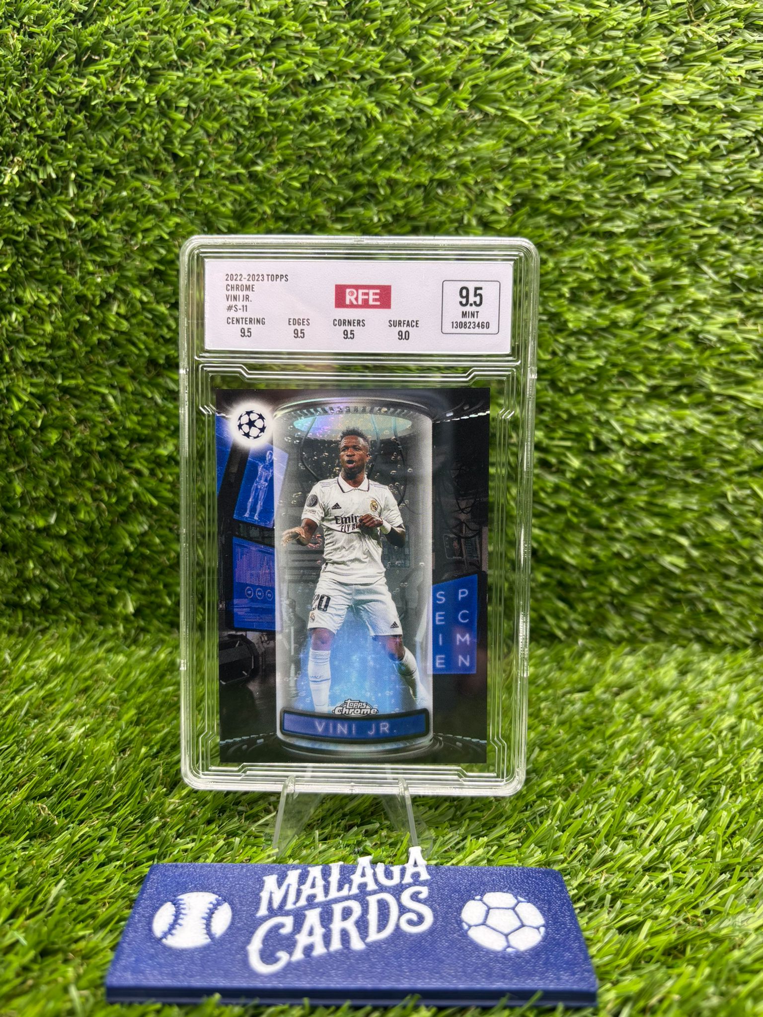 Vinícius Jr - Topps Chrome 2022-23 - Gradeada RFE 9.5